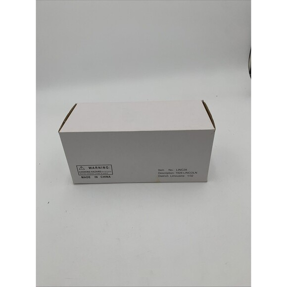 National Motor Museum Mint 1928 Lincoln Dietrich Limousine 1/32 Scale Toy Car  - Picture 10 of 10